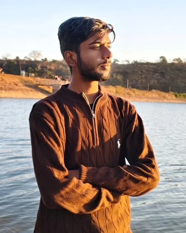 Divyanshu Kubde, Junior Software Engineer at MyDukan